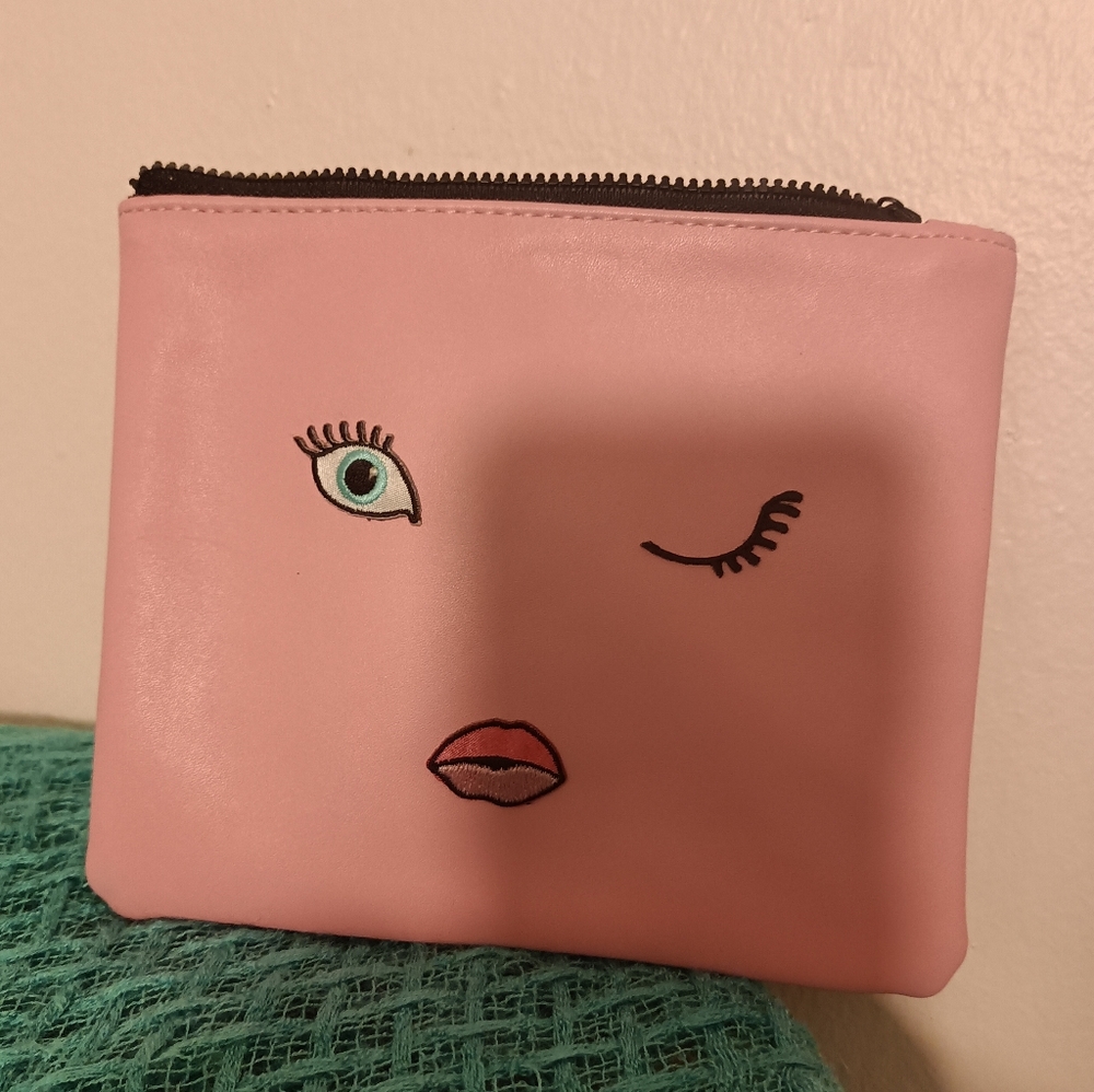 Twelve NYC Cosmetics Pink Winking Face Bag/Clutch, New 💖